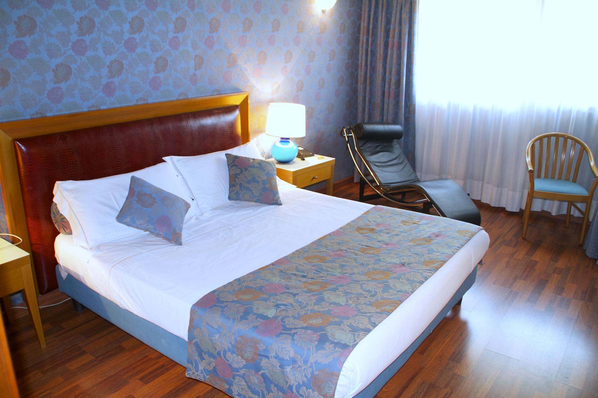 Hotel Motel Visconteo Binasco Esterno foto
