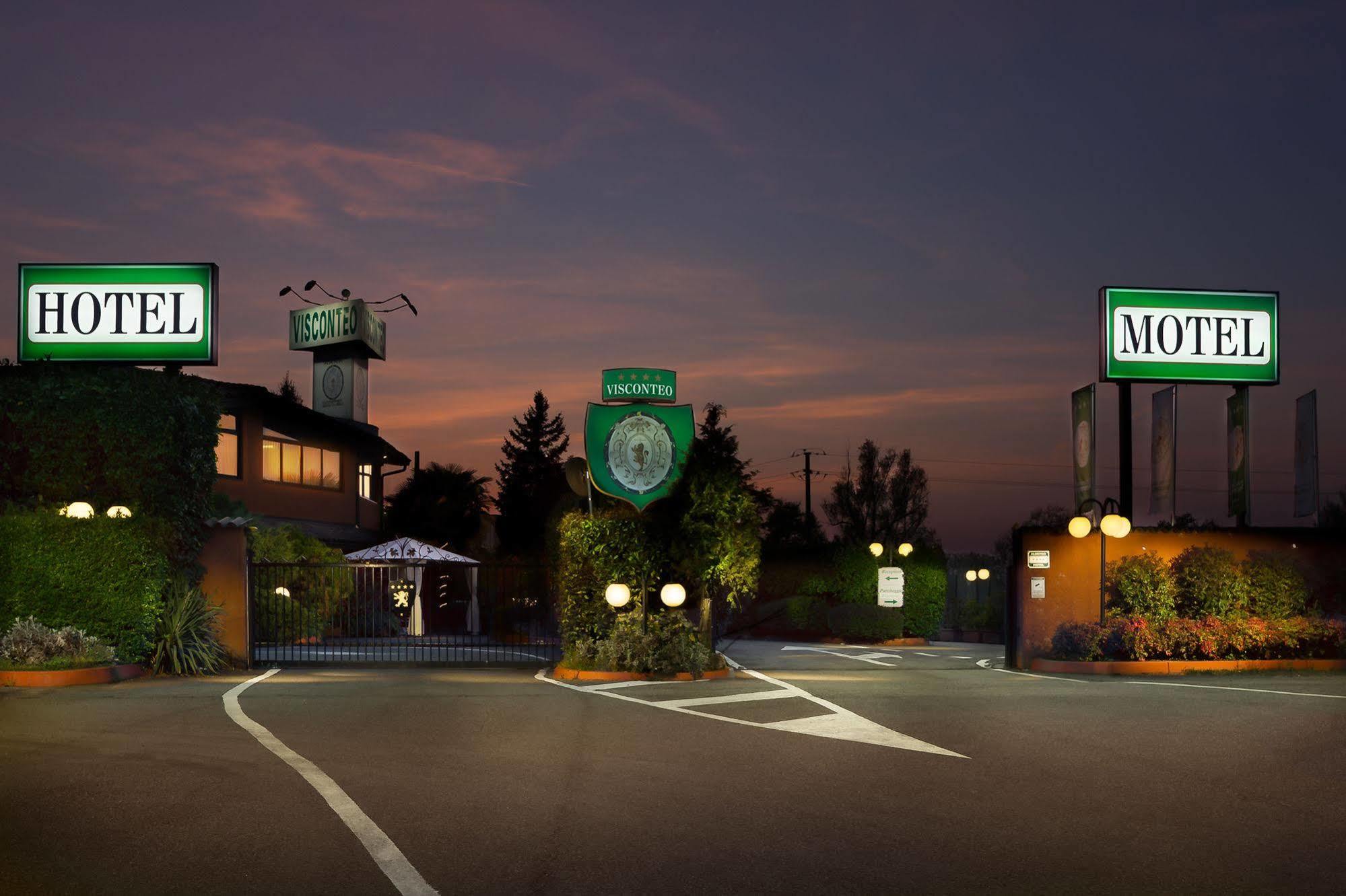 Hotel Motel Visconteo Binasco Esterno foto